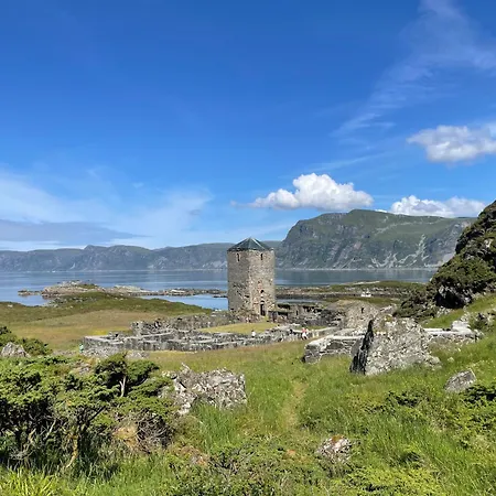 Fjordly Ungdomssenter Hostal Bryggja