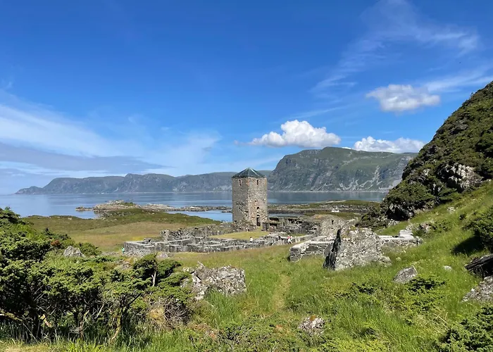 Fjordly Ungdomssenter Hostal Bryggja