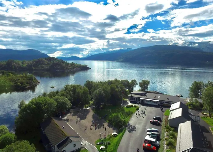 Fjordly Ungdomssenter Hostal Bryggja