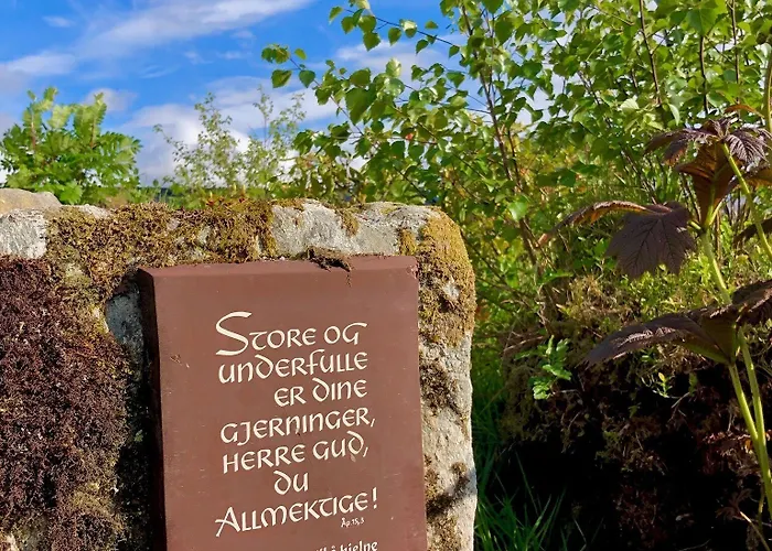 Fjordly Ungdomssenter Hostal Bryggja