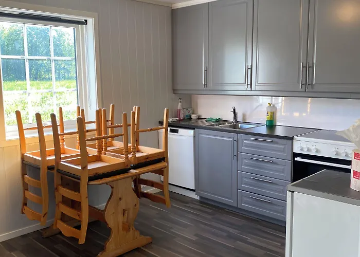 Fjordly Ungdomssenter Hostal Bryggja