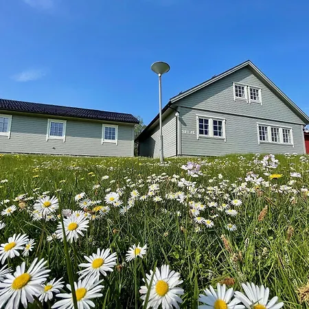 Fjordly Ungdomssenter Hostel *